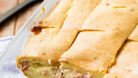 TORTA DE PRESUNTO E QUEIJO DE LIQUIDIFICADOR