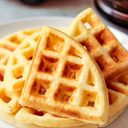 WAFFLE DE PÃO DE QUEIJO