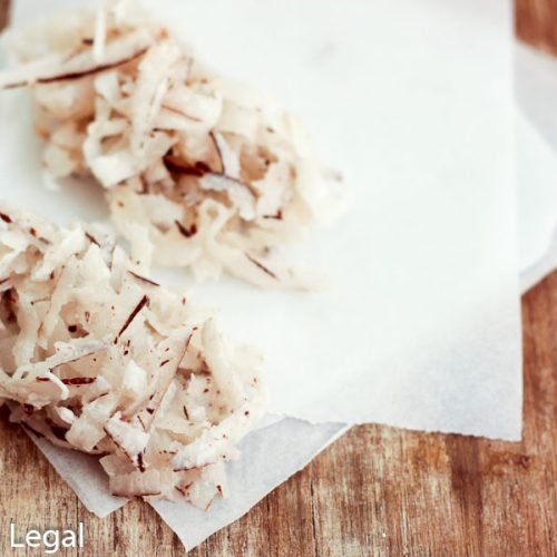 Três ingredientes e o ponto certo da calda. Essa cocada branca com coco fresco fica cremosa por dentro e firme por fora, pronta pra qualquer festa junina digna do nome.