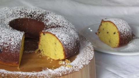 Descubra o sabor incrível do bolo de maracujá com nossas deliciosas receitas e dicas. Conheça os benefícios do maracujá para a saúde e explore variações incríveis deste clássico da culinária brasileira. Prepare-se para se apaixonar pelo sabor tropical do maracujá!