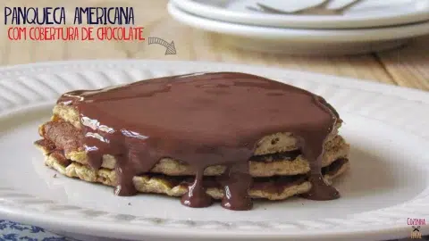 PANQUECA AMERICANA COM COBERTURA DE CHOCOLATE (DUKAN)