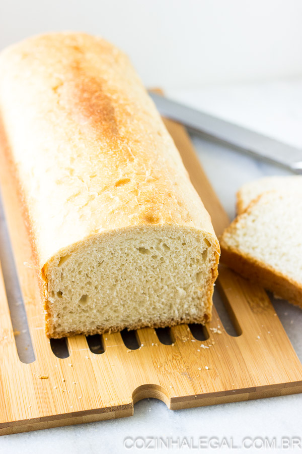 This is the classic recipe for homemade sandwich bread, and it's so easy to make! The bread is incredibly high, soft and fluffy. The perfect bread recipe.