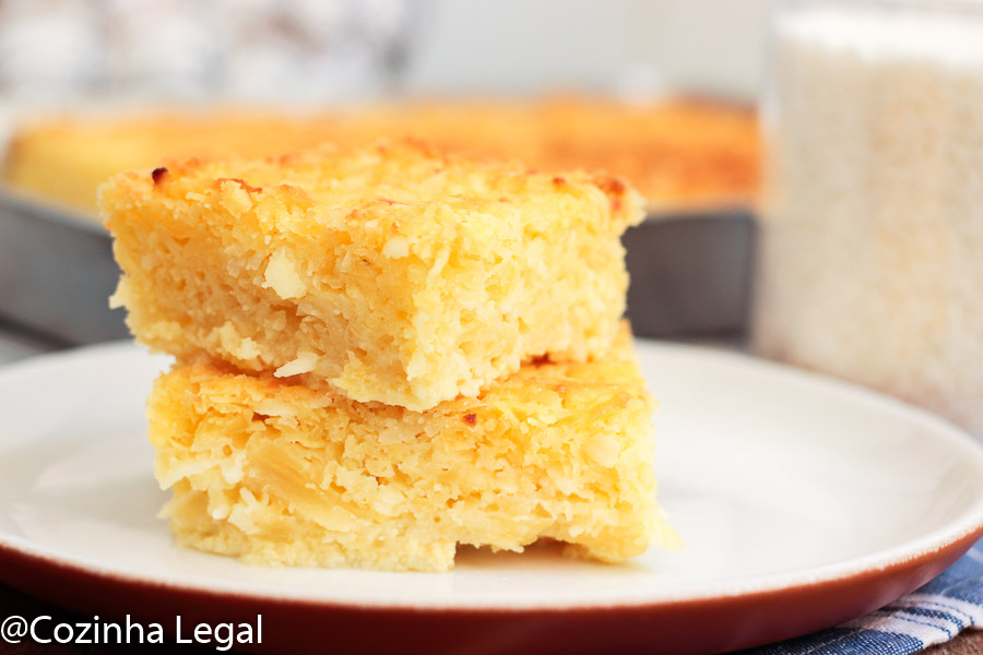 Faça um delicioso bolo de mandioca cremoso com esta receita simples. Aprenda agora mesmo a preparar esse clássico brasileiro!