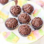 Como fazer brigadeiro de festa (receita profissional!)