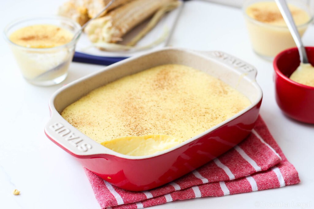 Aprenda a fazer curau de milho verde cremoso de verdade — só 3 ingredientes, sem água e sem fubá. Receita tradicional, simples e pronta em 25 minutos.