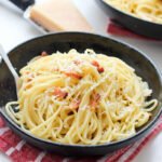 Macarrão a carbonara cremoso